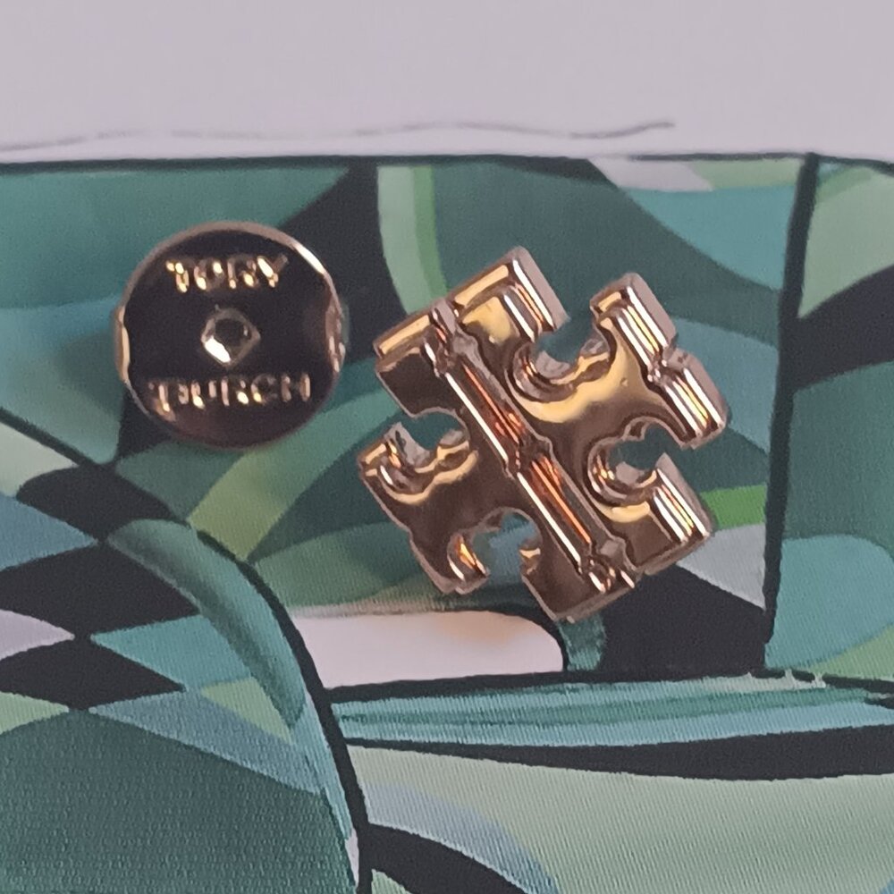 NWT Tory Burch Small Logo Stud Earrings
